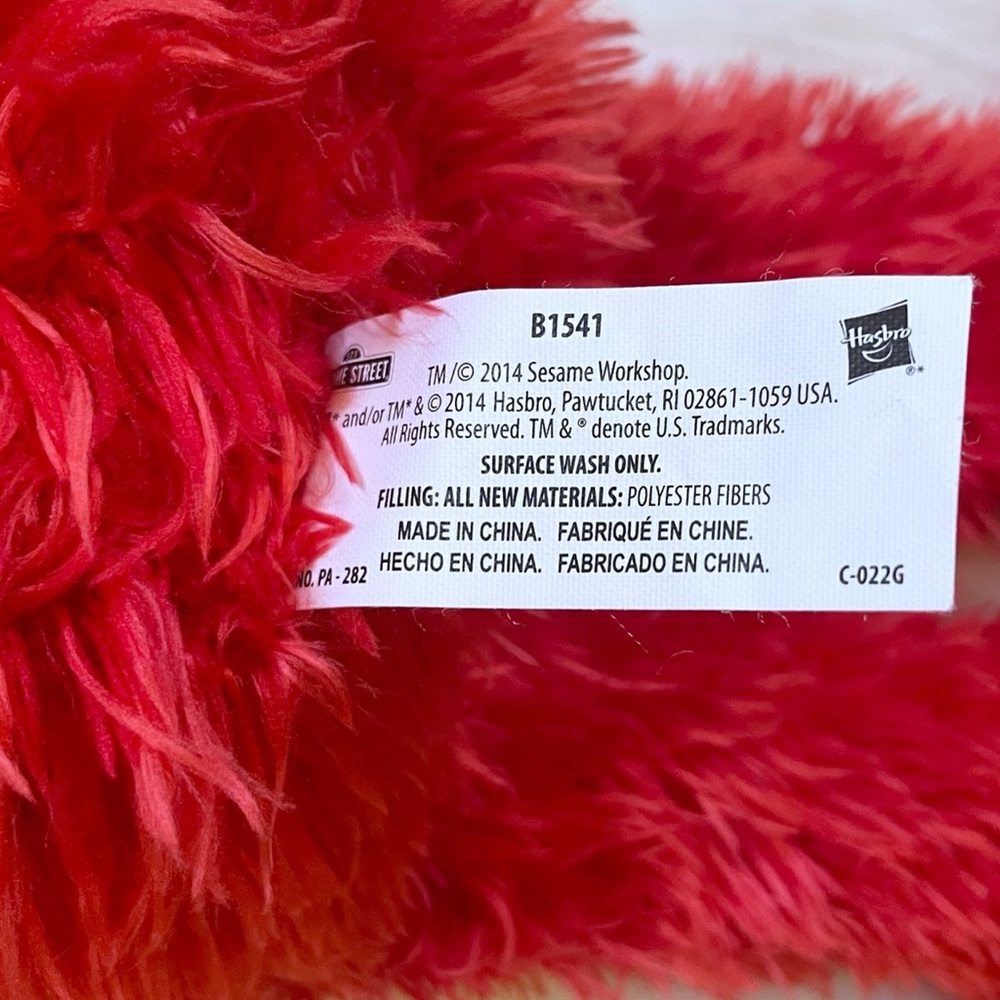 Hasbro Sesame Street Play All Day Interactive Elmo - Picture 11 of 13